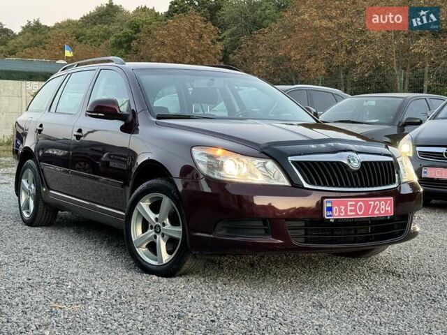 Красный Шкода Октавия, объемом двигателя 1.8 л и пробегом 219 тыс. км за 6500 $, фото 22 на Automoto.ua