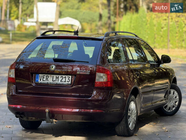 Червоний Шкода Октавія, об'ємом двигуна 1.6 л та пробігом 231 тис. км за 8750 $, фото 10 на Automoto.ua
