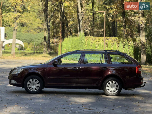 Червоний Шкода Октавія, об'ємом двигуна 1.6 л та пробігом 231 тис. км за 8750 $, фото 29 на Automoto.ua