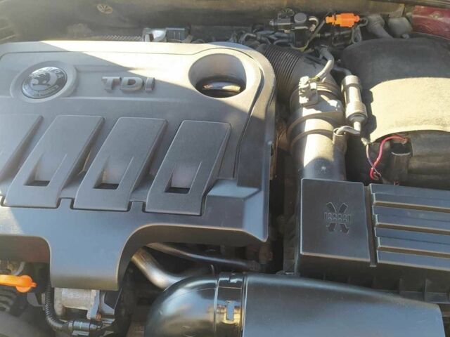 Красный Шкода Октавия, объемом двигателя 2 л и пробегом 270 тыс. км за 8150 $, фото 6 на Automoto.ua