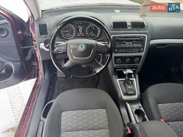 Красный Шкода Октавия, объемом двигателя 1.6 л и пробегом 272 тыс. км за 6500 $, фото 17 на Automoto.ua