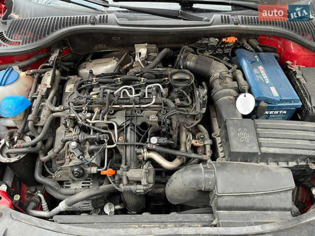 Красный Шкода Октавия, объемом двигателя 1.97 л и пробегом 290 тыс. км за 8900 $, фото 46 на Automoto.ua