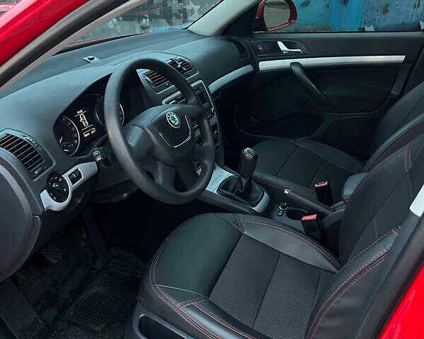 Красный Шкода Октавия, объемом двигателя 1.97 л и пробегом 290 тыс. км за 8900 $, фото 32 на Automoto.ua