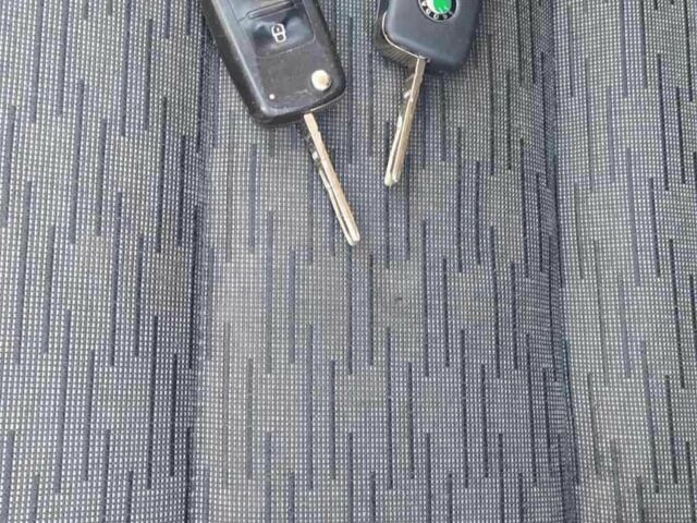 Красный Шкода Октавия, объемом двигателя 2 л и пробегом 270 тыс. км за 8150 $, фото 5 на Automoto.ua