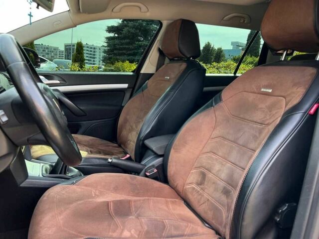 Шкода Октавія 2011 у Львові на Automoto.ua Червоний Шкода Октавія, об'ємом двигуна 1.6 л та пробігом 249 тис. км за 6999 $, фото 11 на Automoto.ua