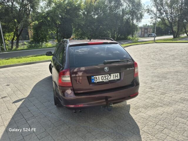 Червоний Шкода Октавія, об'ємом двигуна 1.6 л та пробігом 203 тис. км за 7500 $, фото 6 на Automoto.ua
