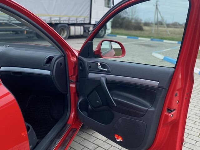 Червоний Шкода Октавія, об'ємом двигуна 0 л та пробігом 373 тис. км за 9800 $, фото 4 на Automoto.ua