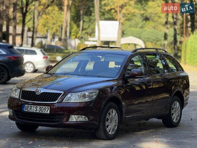 Червоний Шкода Октавія, об'ємом двигуна 1.6 л та пробігом 231 тис. км за 8750 $, фото 6 на Automoto.ua