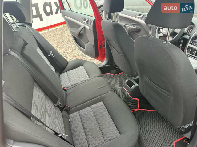 Красный Шкода Октавия, объемом двигателя 1.8 л и пробегом 252 тыс. км за 5999 $, фото 11 на Automoto.ua