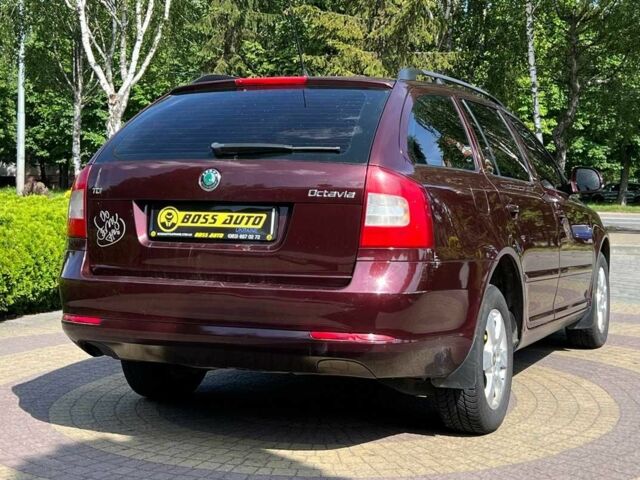 Шкода Октавія 2011 у Львові на Automoto.ua Червоний Шкода Октавія, об'ємом двигуна 1.6 л та пробігом 249 тис. км за 6999 $, фото 6 на Automoto.ua