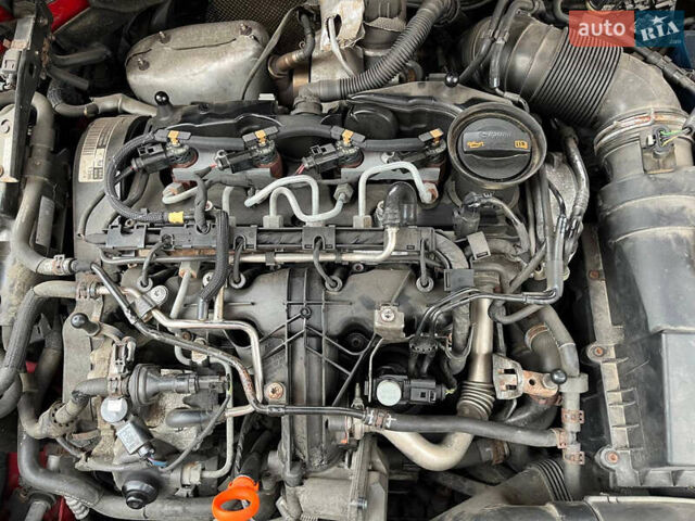 Красный Шкода Октавия, объемом двигателя 1.97 л и пробегом 290 тыс. км за 8900 $, фото 45 на Automoto.ua