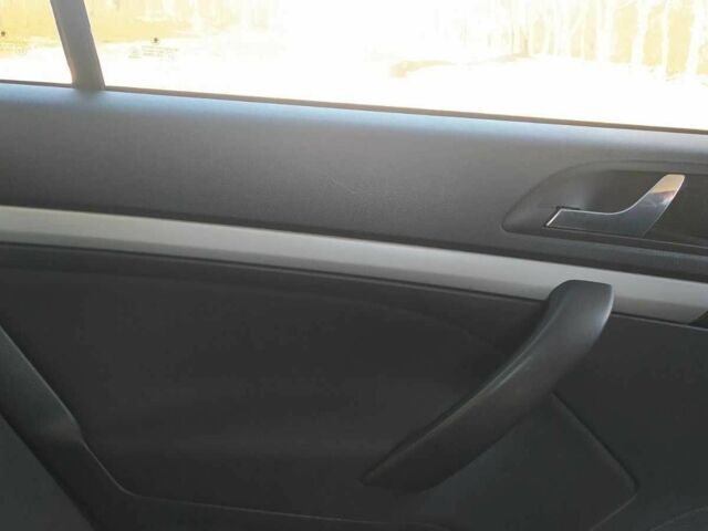 Красный Шкода Октавия, объемом двигателя 2 л и пробегом 270 тыс. км за 8150 $, фото 17 на Automoto.ua