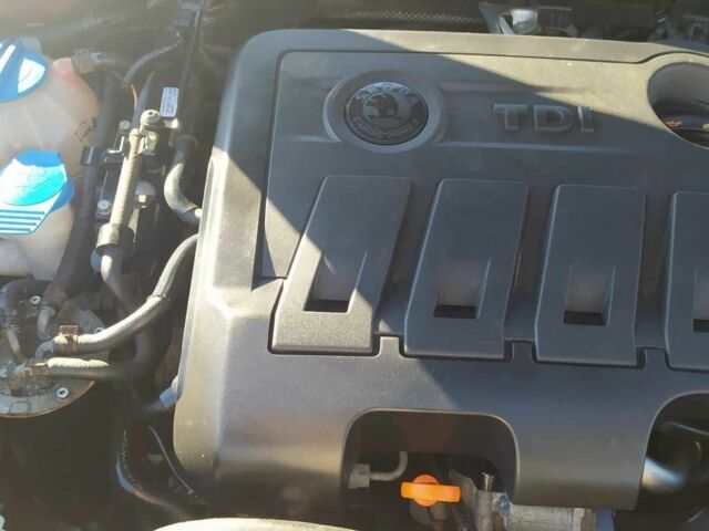 Красный Шкода Октавия, объемом двигателя 2 л и пробегом 270 тыс. км за 8150 $, фото 9 на Automoto.ua