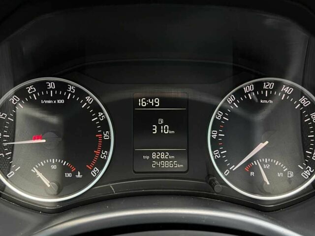 Шкода Октавія 2011 у Львові на Automoto.ua Червоний Шкода Октавія, об'ємом двигуна 1.6 л та пробігом 249 тис. км за 6999 $, фото 14 на Automoto.ua