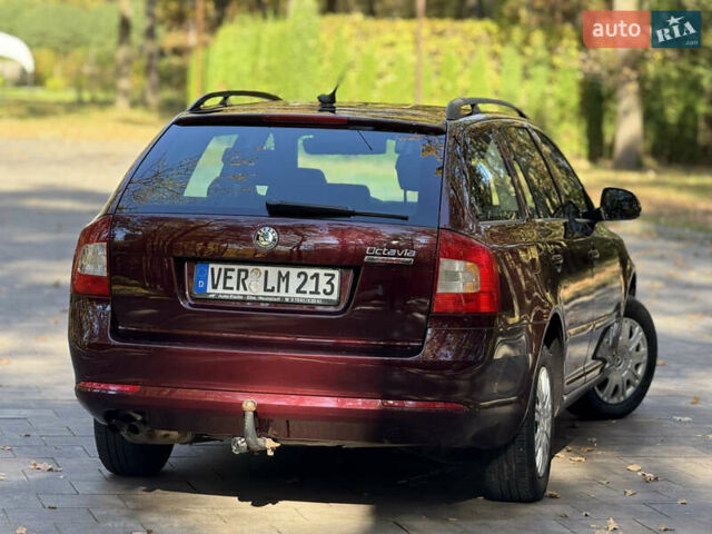 Червоний Шкода Октавія, об'ємом двигуна 1.6 л та пробігом 231 тис. км за 8750 $, фото 9 на Automoto.ua