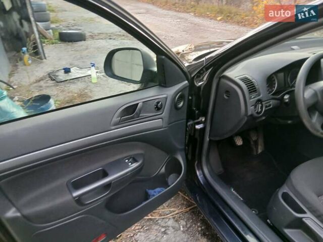 Красный Шкода Октавия, объемом двигателя 2 л и пробегом 215 тыс. км за 8650 $, фото 32 на Automoto.ua