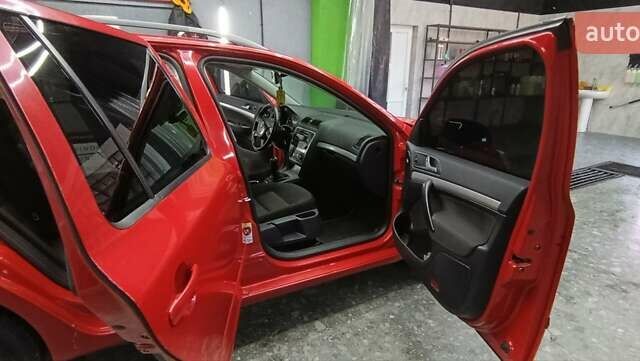 Шкода Октавия 2012 в Надворной на Automoto.ua Красный Шкода Октавия, объемом двигателя 2.02 л и пробегом 294 тыс. км за 8999 $, фото 12 на Automoto.ua