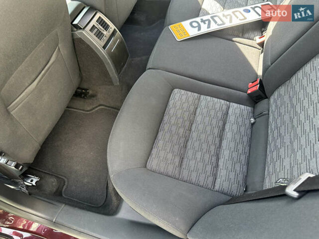 Красный Шкода Октавия, объемом двигателя 1.6 л и пробегом 230 тыс. км за 8550 $, фото 19 на Automoto.ua