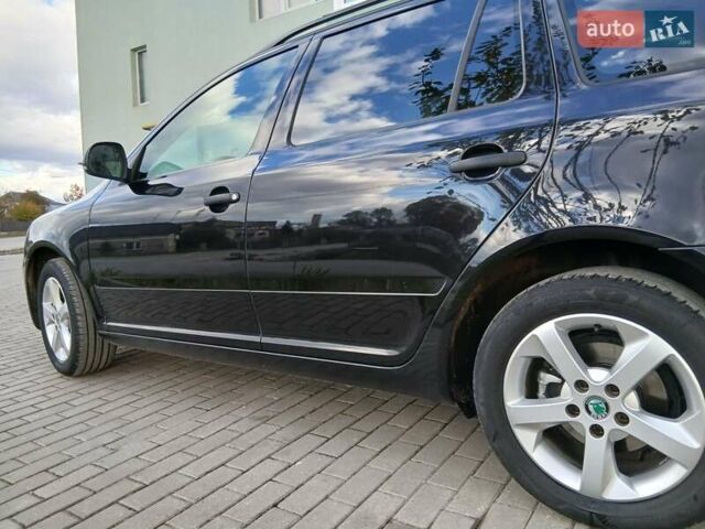 Красный Шкода Октавия, объемом двигателя 2 л и пробегом 215 тыс. км за 8650 $, фото 14 на Automoto.ua