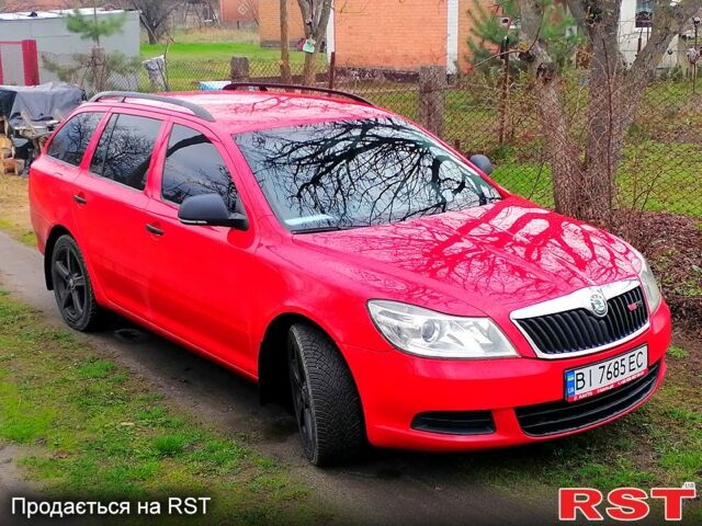 Красный Шкода Октавия, объемом двигателя 2 л и пробегом 212 тыс. км за 8950 $, фото 2 на Automoto.ua