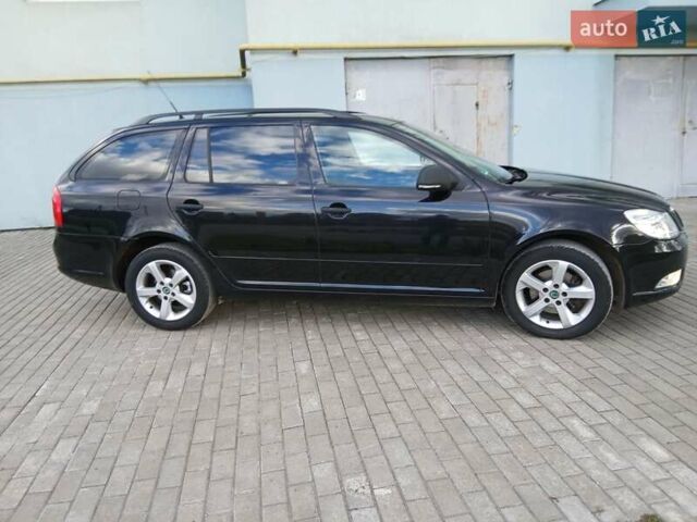 Красный Шкода Октавия, объемом двигателя 2 л и пробегом 215 тыс. км за 8650 $, фото 4 на Automoto.ua