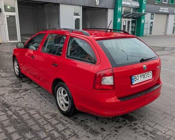 Красный Шкода Октавия, объемом двигателя 1.6 л и пробегом 270 тыс. км за 7400 $, фото 3 на Automoto.ua
