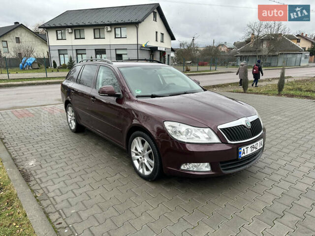 Красный Шкода Октавия, объемом двигателя 1.6 л и пробегом 230 тыс. км за 8550 $, фото 14 на Automoto.ua