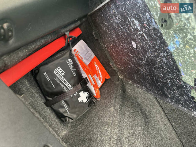 Красный Шкода Октавия, объемом двигателя 1.6 л и пробегом 230 тыс. км за 8550 $, фото 21 на Automoto.ua