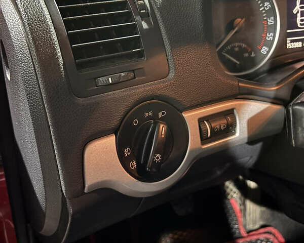Червоний Шкода Октавія, об'ємом двигуна 1.6 л та пробігом 253 тис. км за 5600 $, фото 23 на Automoto.ua