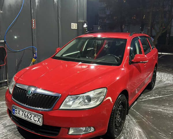 Червоний Шкода Октавія, об'ємом двигуна 1.6 л та пробігом 253 тис. км за 5600 $, фото 4 на Automoto.ua