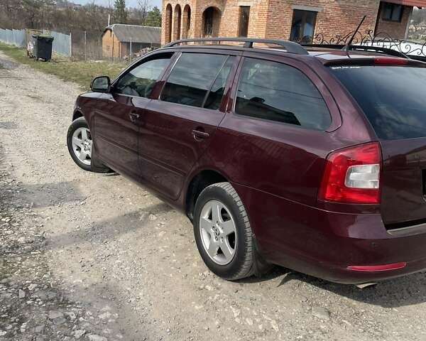 Червоний Шкода Октавія, об'ємом двигуна 1.6 л та пробігом 295 тис. км за 8600 $, фото 2 на Automoto.ua