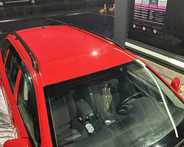 Червоний Шкода Октавія, об'ємом двигуна 1.6 л та пробігом 253 тис. км за 5600 $, фото 12 на Automoto.ua