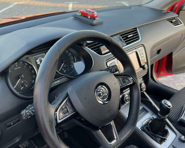 Красный Шкода Октавия, объемом двигателя 1.6 л и пробегом 247 тыс. км за 12500 $, фото 35 на Automoto.ua
