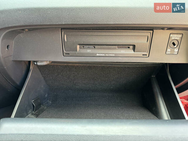 Красный Шкода Октавия, объемом двигателя 1.6 л и пробегом 250 тыс. км за 10500 $, фото 22 на Automoto.ua