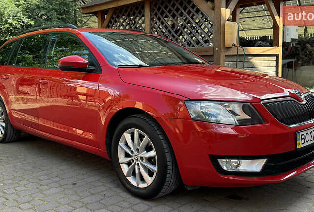 Красный Шкода Октавия, объемом двигателя 1.6 л и пробегом 250 тыс. км за 10500 $, фото 2 на Automoto.ua