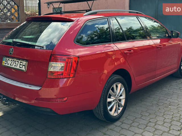 Красный Шкода Октавия, объемом двигателя 1.6 л и пробегом 250 тыс. км за 10500 $, фото 4 на Automoto.ua