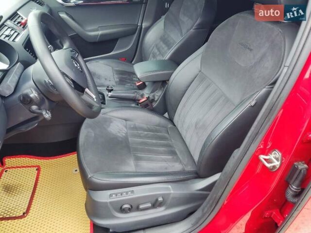 Красный Шкода Октавия, объемом двигателя 1.5 л и пробегом 123 тыс. км за 25800 $, фото 3 на Automoto.ua