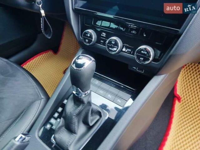 Красный Шкода Октавия, объемом двигателя 1.5 л и пробегом 123 тыс. км за 25800 $, фото 37 на Automoto.ua