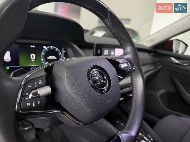 Красный Шкода Октавия, объемом двигателя 1.97 л и пробегом 124 тыс. км за 22200 $, фото 12 на Automoto.ua