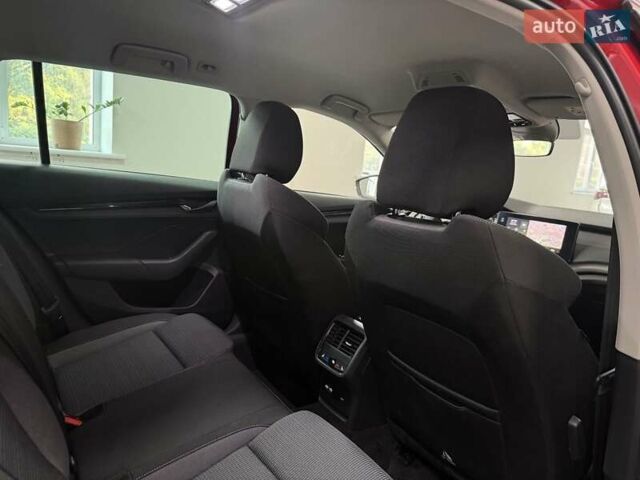 Красный Шкода Октавия, объемом двигателя 1.97 л и пробегом 124 тыс. км за 22200 $, фото 17 на Automoto.ua
