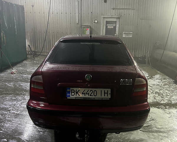 Червоний Шкода Октавія, об'ємом двигуна 1.9 л та пробігом 215 тис. км за 3800 $, фото 5 на Automoto.ua