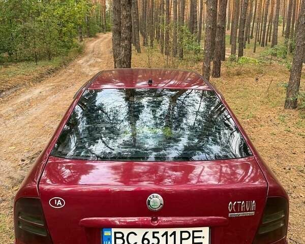 Червоний Шкода Октавія, об'ємом двигуна 1.78 л та пробігом 400 тис. км за 3200 $, фото 1 на Automoto.ua