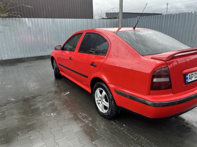 Красный Шкода Октавия, объемом двигателя 1.6 л и пробегом 285 тыс. км за 3600 $, фото 4 на Automoto.ua