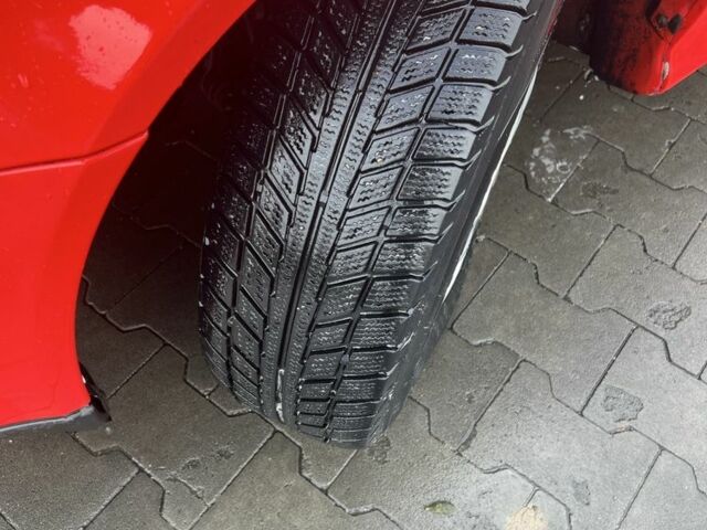 Красный Шкода Октавия, объемом двигателя 1.6 л и пробегом 285 тыс. км за 3600 $, фото 7 на Automoto.ua