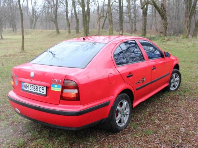 Красный Шкода Октавия, объемом двигателя 1.6 л и пробегом 300 тыс. км за 2750 $, фото 4 на Automoto.ua