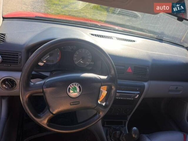 Красный Шкода Октавия, объемом двигателя 1.6 л и пробегом 287 тыс. км за 3200 $, фото 9 на Automoto.ua