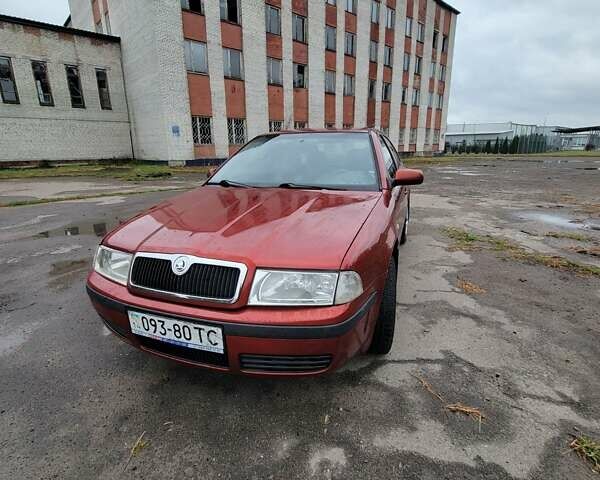 Красный Шкода Октавия, объемом двигателя 1.6 л и пробегом 99 тыс. км за 3550 $, фото 9 на Automoto.ua