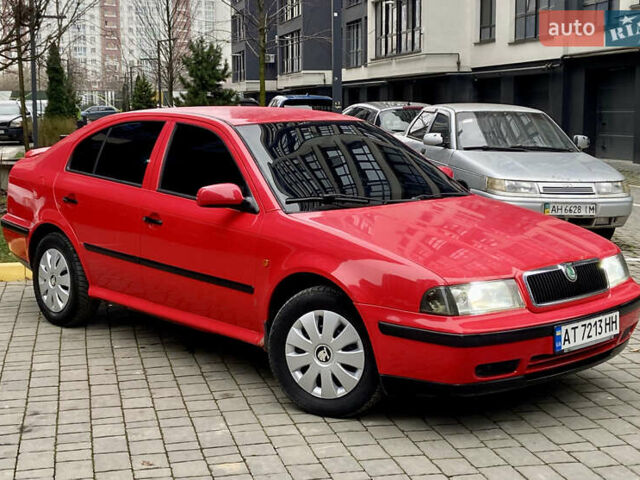 Червоний Шкода Октавія, об'ємом двигуна 1.6 л та пробігом 300 тис. км за 2750 $, фото 10 на Automoto.ua