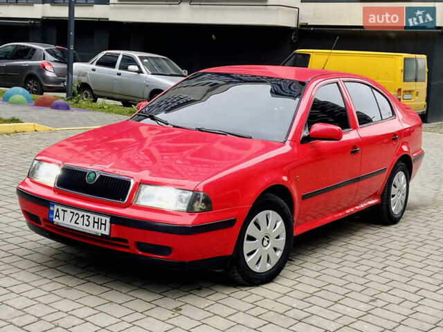 Червоний Шкода Октавія, об'ємом двигуна 1.6 л та пробігом 300 тис. км за 2750 $, фото 6 на Automoto.ua