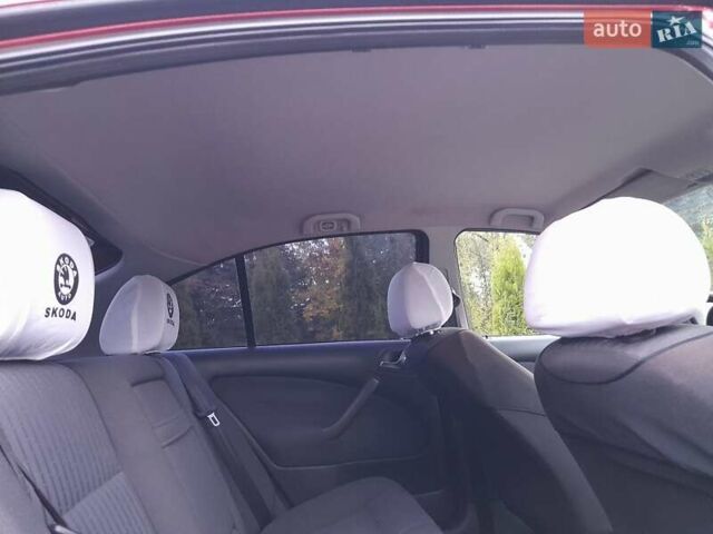 Червоний Шкода Октавія, об'ємом двигуна 1.78 л та пробігом 255 тис. км за 4200 $, фото 49 на Automoto.ua